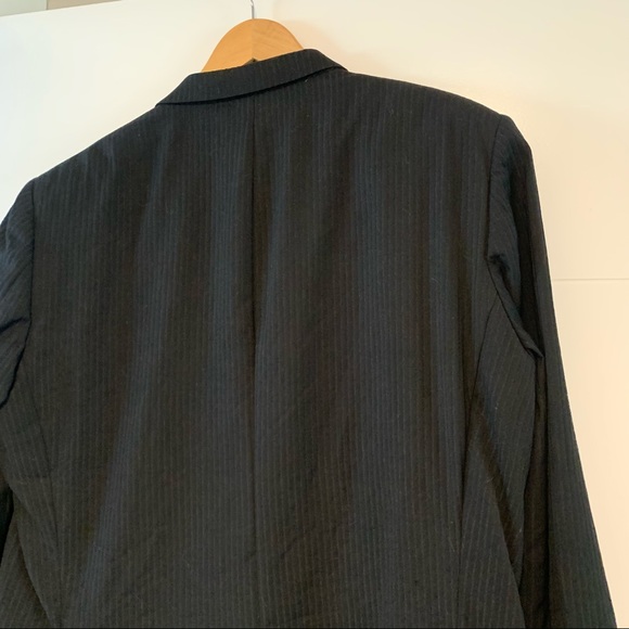 Moore’s | Suit Jacket - Picture 11 of 13